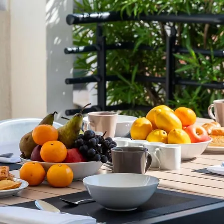 4p Rooftop Avec Jacuzzi & Parking, - 4p Rooftop Avec Jacuzzi & Parking, Mae-7563 Διαμέρισμα *