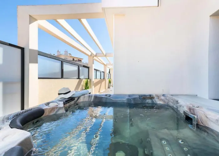 Résidence 4p Rooftop Avec Jacuzzi&parking, - 4p Rooftop Avec Jacuzzi&parking, Mae-7563 Apartamento *