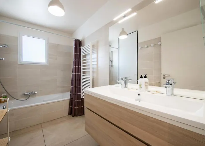 Résidence 4p Rooftop Avec Jacuzzi&parking, - 4p Rooftop Avec Jacuzzi&parking, Mae-7563 Apartamento