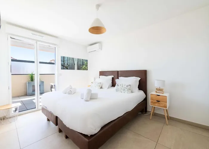 Résidence 4p Rooftop Avec Jacuzzi&parking, - 4p Rooftop Avec Jacuzzi&parking, Mae-7563