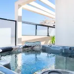 4p Rooftop Avec Jacuzzi & Parking, - 4p Rooftop Avec Jacuzzi & Parking, Mae-7563 公寓