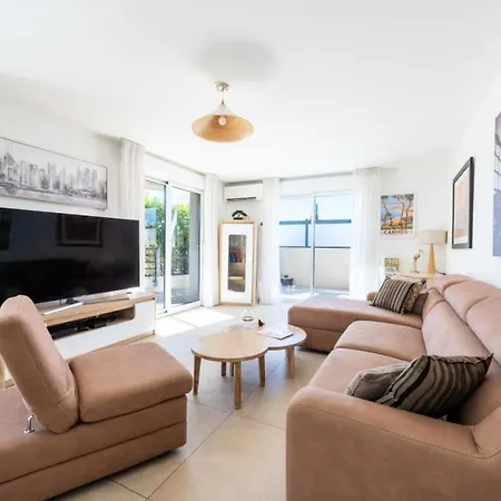 4p Rooftop Avec Jacuzzi & Parking, - 4p Rooftop Avec Jacuzzi & Parking, Mae-7563