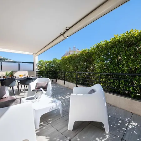 4p Rooftop Avec Jacuzzi & Parking, - 4p Rooftop Avec Jacuzzi & Parking, Mae-7563 Apartman *