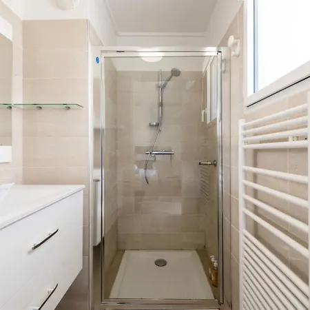 4p Rooftop Avec Jacuzzi & Parking, - 4p Rooftop Avec Jacuzzi & Parking, Mae-7563 아파트 *